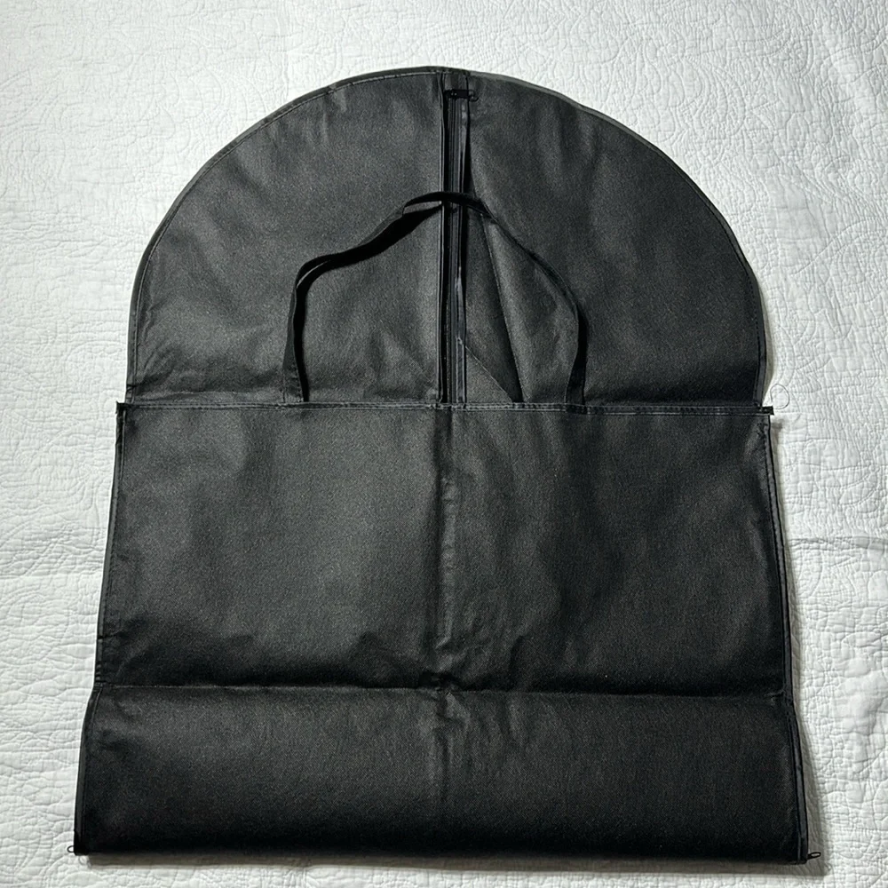 THEORY Garment Bags for Travel and‎ Closet Storage